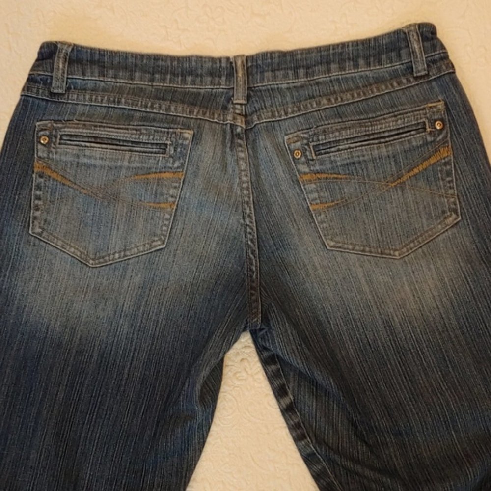 Aeropostale Women's jeans 11/12 - Picture 3 of 6